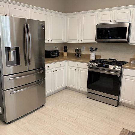 Enjoy This Amazing Home With Porch & Grill Near Dt Woodstock Bilik gambar