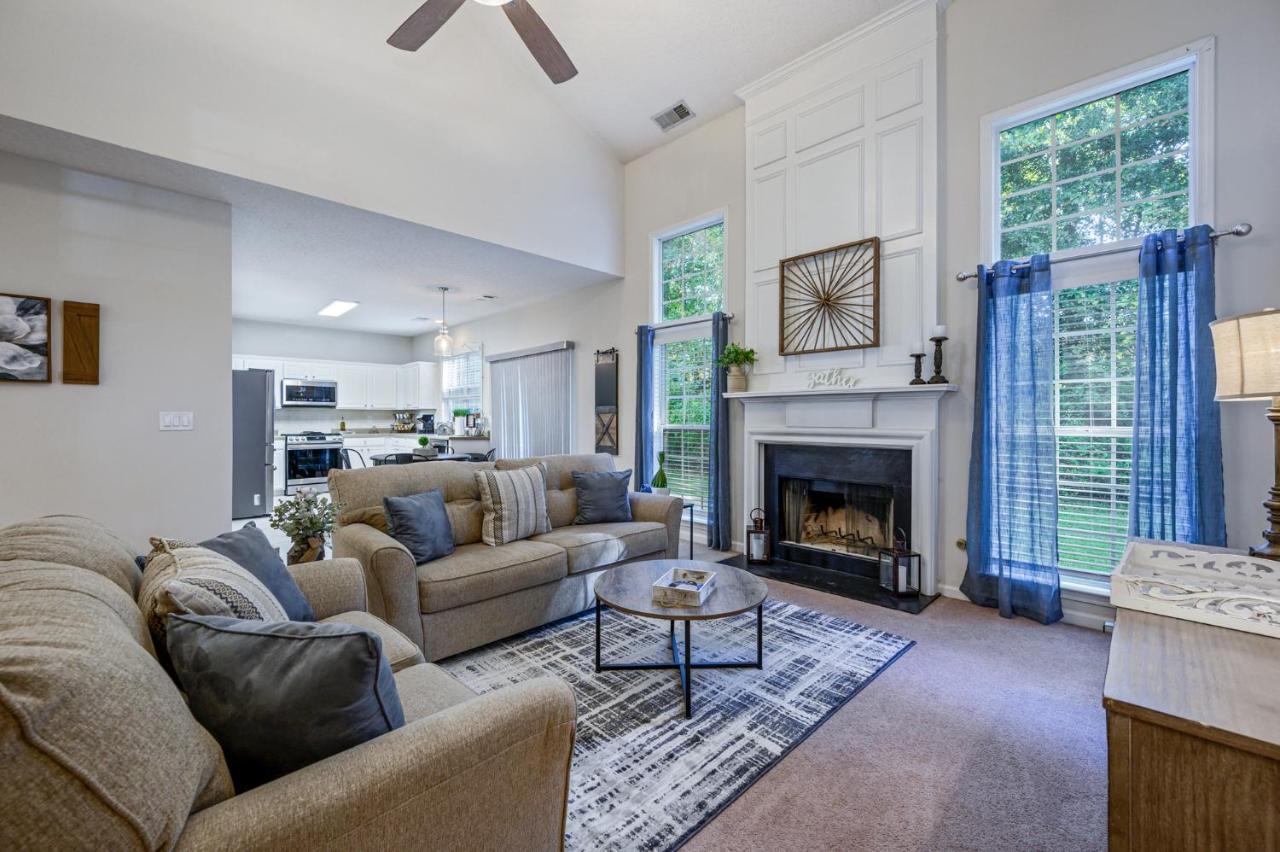 Enjoy This Amazing Home With Porch & Grill Near Dt Woodstock Luaran gambar