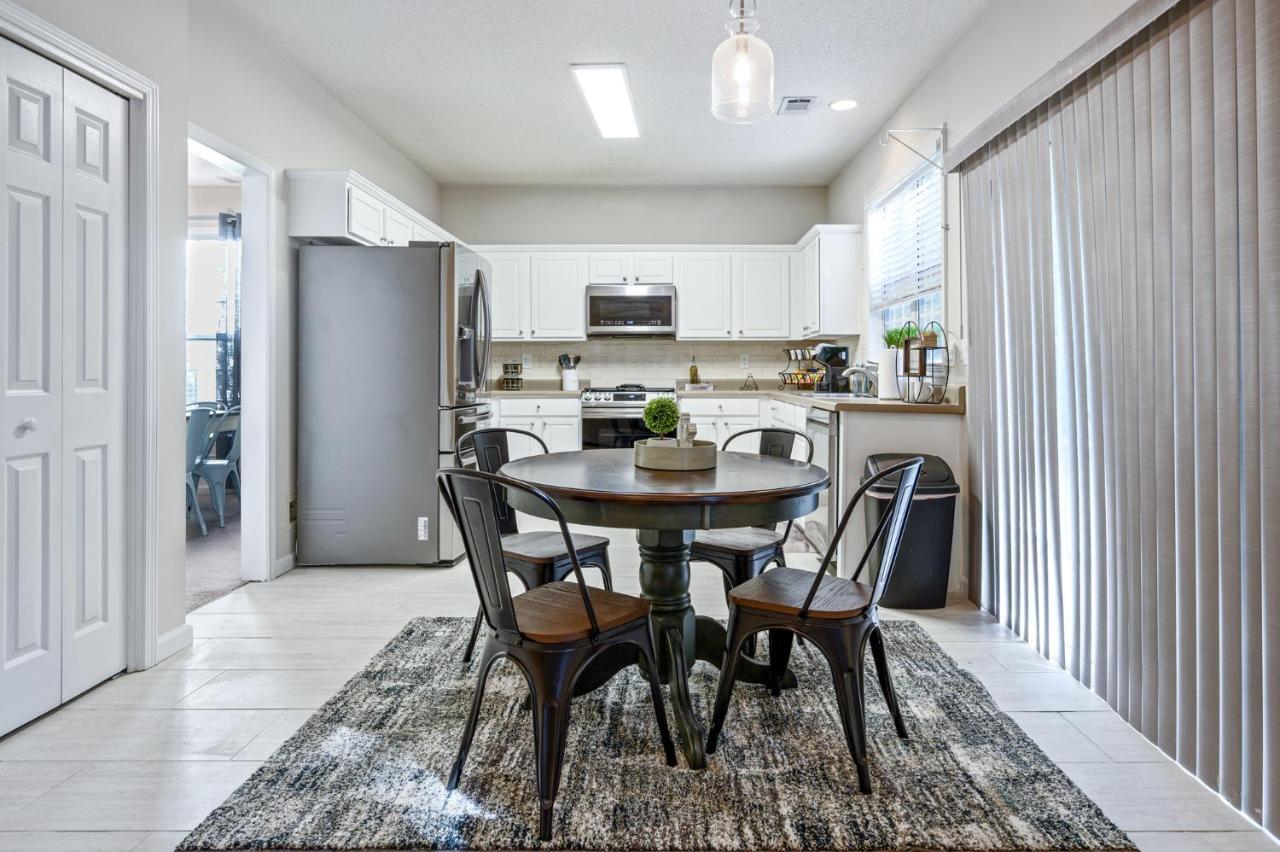 Enjoy This Amazing Home With Porch & Grill Near Dt Woodstock Luaran gambar
